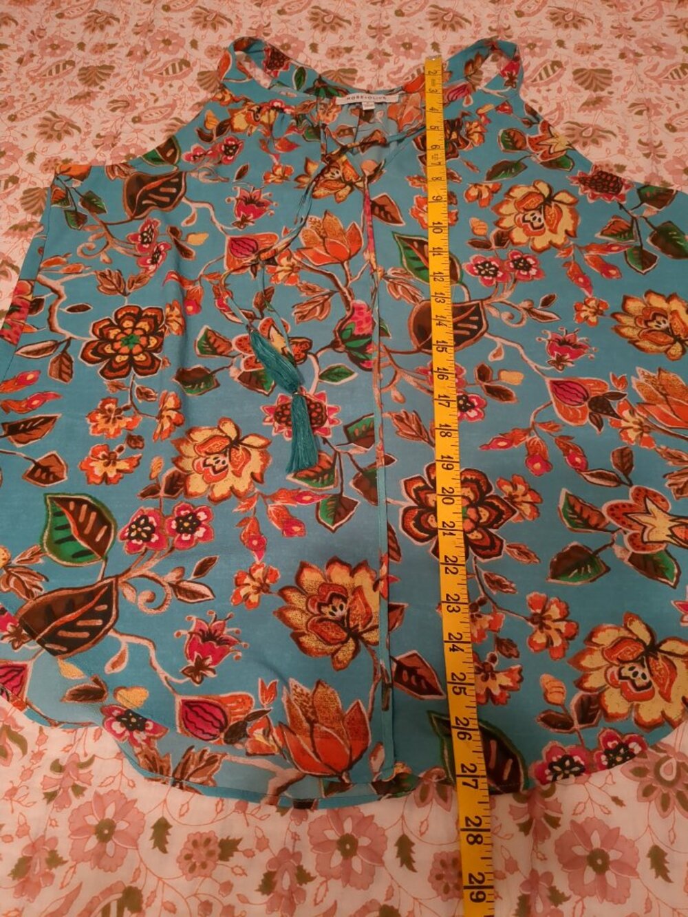 L 🏵 Sleeveless Summertime Floral Top with Tassels - Picture 11 of 14
